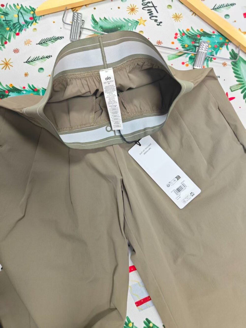 ALO Yoga Suit Up Trouser Olive(Regular 30”)🍻Lightweight Relaxed Fit Minimalist - Picture 5 of 7